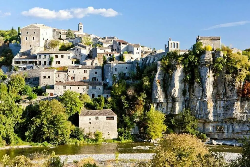 Maison Avec Piscine Au Coeur Des Gorges De L'Ardeche Balazuc 0*,  France